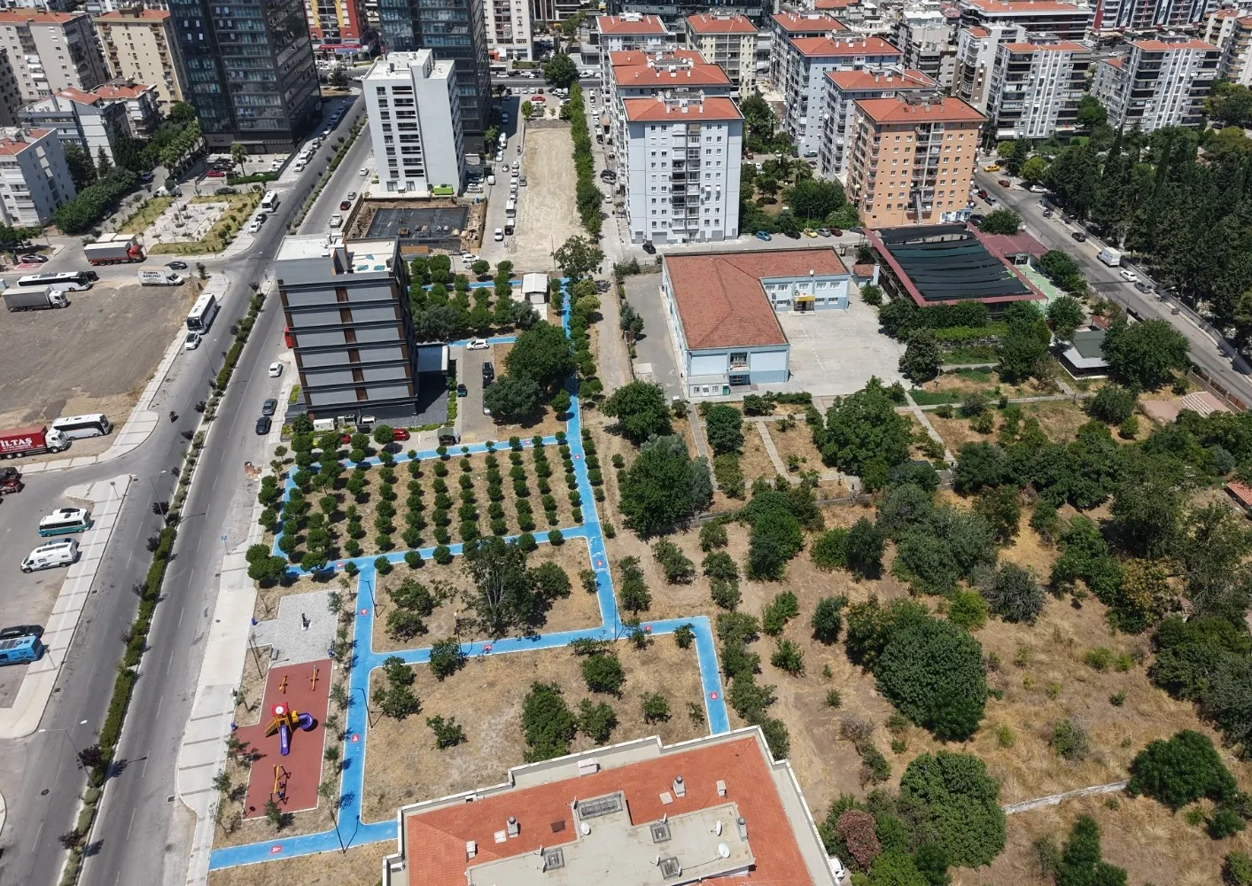 BAYRAKLIâYA YENÄ° PARK VE OTOPARK (1)-1783681328572.webp